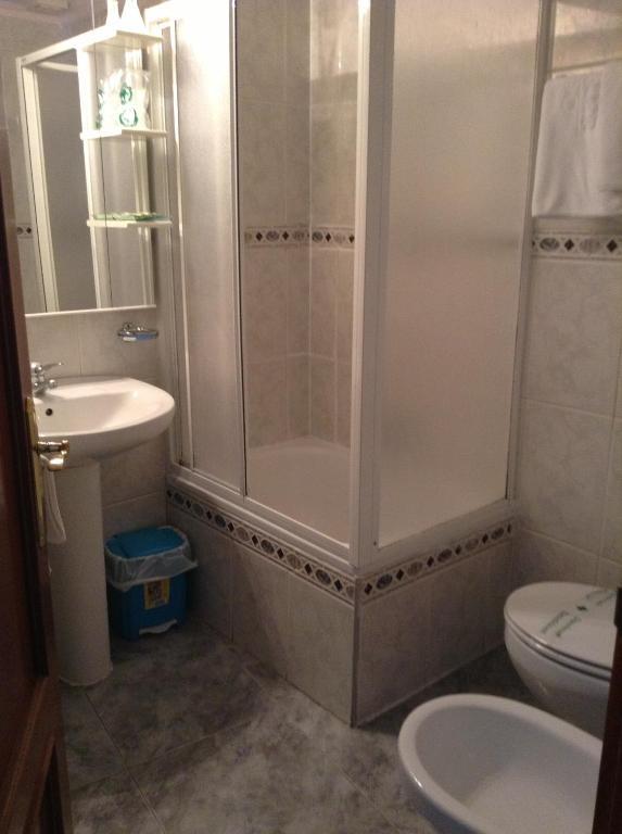 Hostal Santa Marta Montesilvano Cameră foto