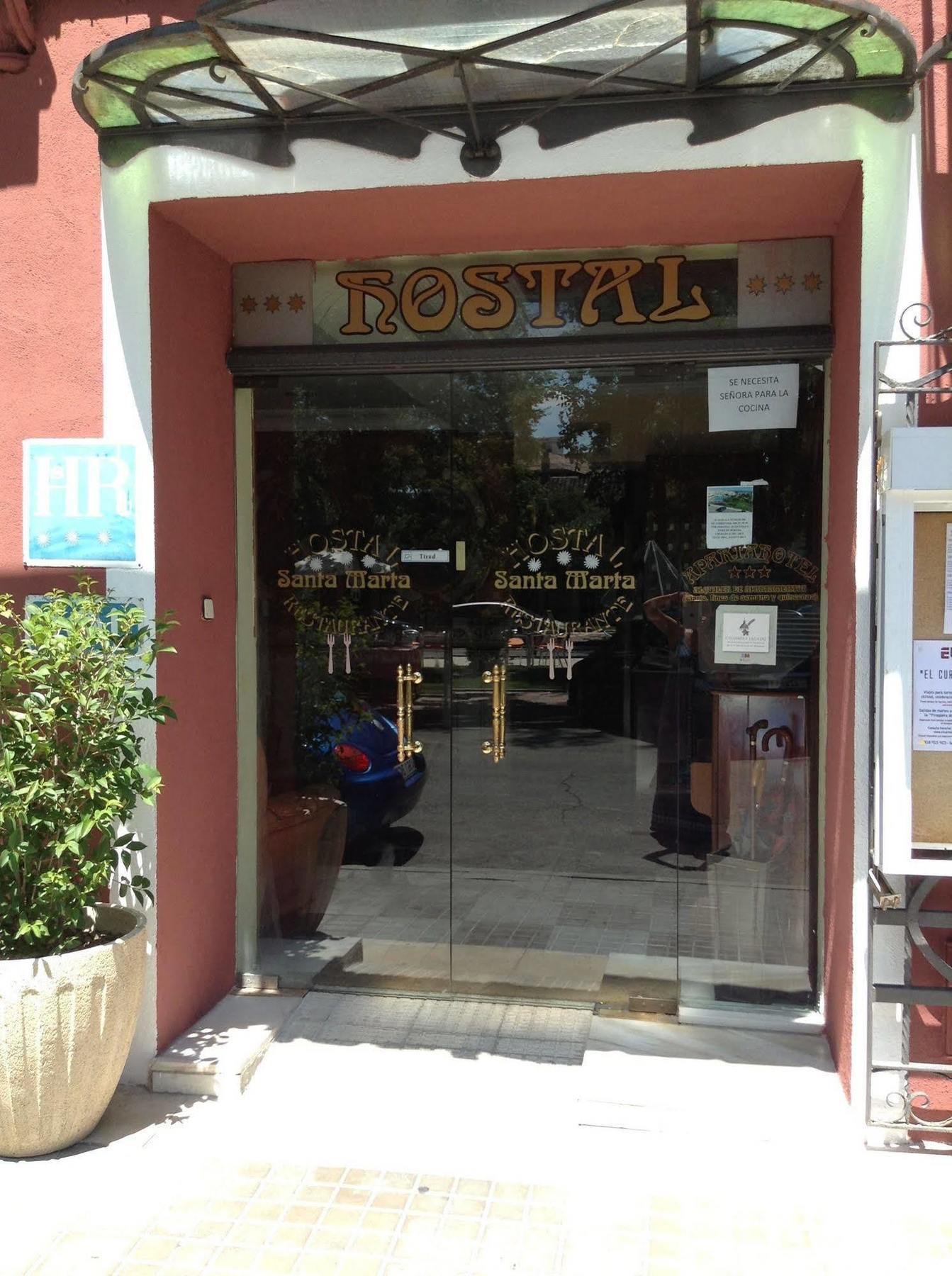 Hostal Santa Marta Montesilvano Exterior foto